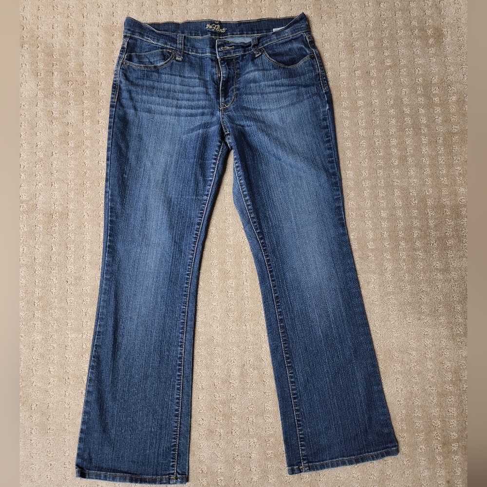 EUC Old Navy Jeans size 8 short